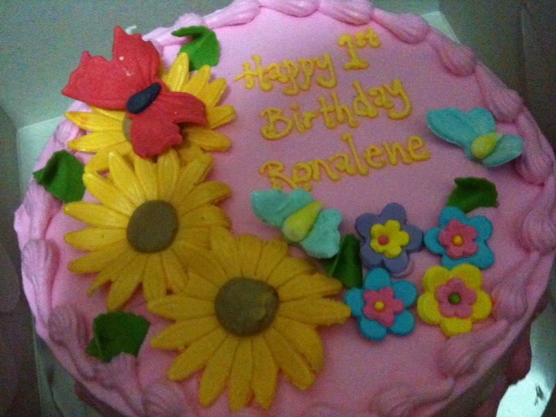 cakes with flowers and butterflies. Ronalene#39;s Flowers n